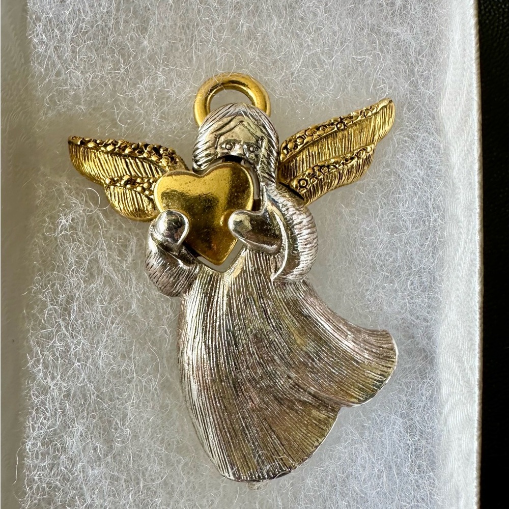 Angel charm